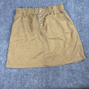 Loft Mini Skirt Womens M Tan Snap Front Minimalist Casual‎ Paperbag Waist Preppy